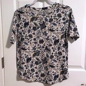 Loft Vintage Soft Blue Paisley Floral Print Short Sleeve T Shirt Size Medium